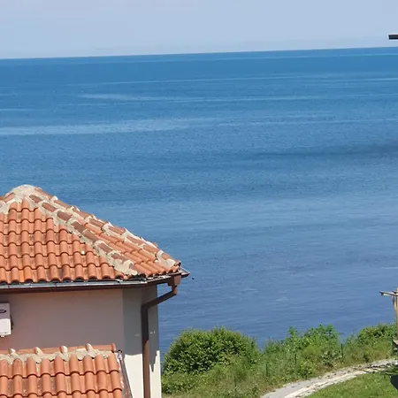 게스트하우스 студия лилия 사레보