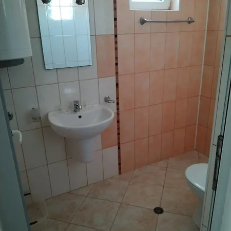 студия лилия 4* 茨雷沃